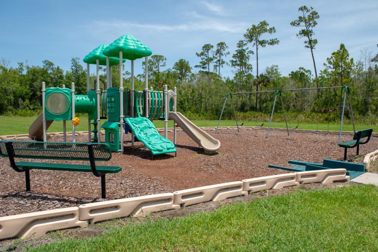 Spacious 4 Bed Home Near Orlando Gated Pool Access Σάνφορντ Εξωτερικό φωτογραφία